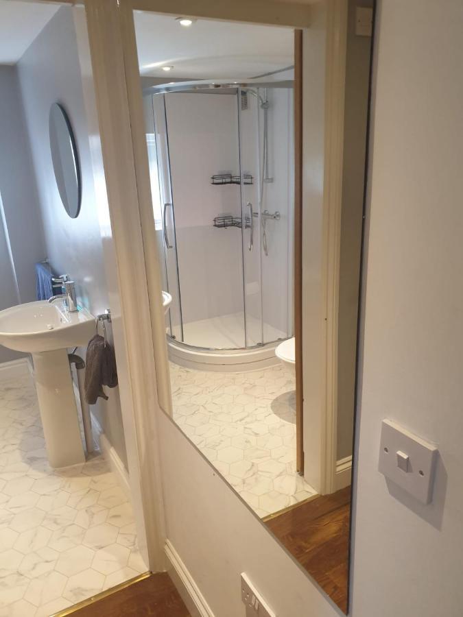 Mezzanine Studio Apartment London Eksteriør billede