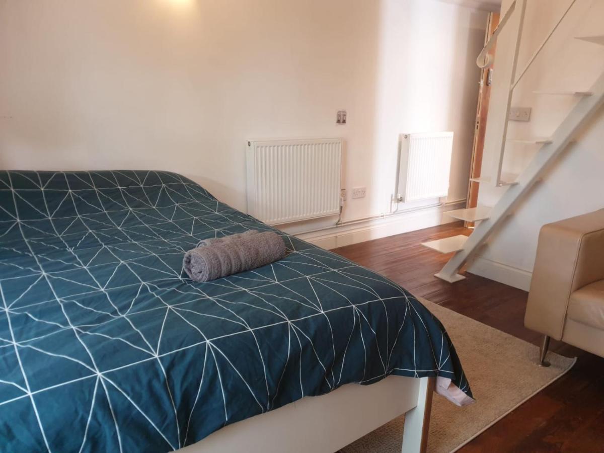 Mezzanine Studio Apartment London Eksteriør billede